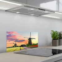 KitchenYeah Spatscherm 70x30 cm - Zelfklevende achterwand Tulpen - Windmolen - Natuur - Keuken muurbeschermer - Spatwand fornuis