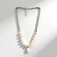 Cavill - Zilveren Halsketting - 925 Sterling Zilver - Witte Zoetwaterkweekparel Fancy Slijpsel - Verstelbare Elegante Parelketting Dames