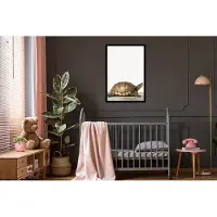 PosterMonkey Poster in fotolijst kinderen - Wanddecoratie jongens - Schildpad - Jongen - Dieren - Kinderen - Meisjes - Decoratie voor kinderkamers - 60x90 cm - Kinder decoratie - Schilderij voor kinderen