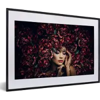 PosterMonkey Poster in lijst - Fotolijst 60x40 cm - Posters - Vrouw - Bloemen - Henna - Portret - Posterlijst zwart - Decoratie - Wanddecoratie woonkamer - Muurdecoratie slaapkamer