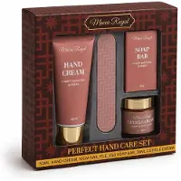 HEM Luxe Handverzorgingsset – Handcrème, Zeep, Nagelriemcrème & Nagelvijl – Wellness Verzorgingsset – Cherry Blossoms & Amber – Bordeaux Rood – Inclusief Microvezeldoekje