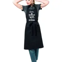 Kariban Naamcadeau - The woman the Myth the supergirl - Keukenschort - Kookschort - verjaardag - moederdag - zwart - met de naam: Sakia