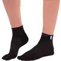 TOETOE - Heren- en Dames Vochtafvoerende Buiten Trainer Liner Teensokken - Zwart