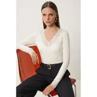 Happiness İstanbul Kanten V-hals Slim Fit Blouse