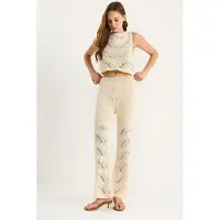 Bianco Textured Knitwear Twee-delige Coördinatie Set met Hoge Taille Flare Broek