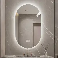 HAUSS SPOLE Badkamerspiegel – Ledverlichting En Anti Condens – 60 x 90 cm – Glas En Metaal – Zilver – Wandmontage