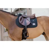 Kentucky Horsewear Horsewear - Zadeldoek fishbone wedstrijd met 2 nummers jumping zwart