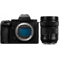 Panasonic Lumix DC-S5 IIX + Lumix S 24-60mm f/2.8 L-mount