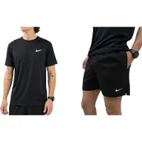 Nike Essential T-Shirt+ Broek Set Zwart