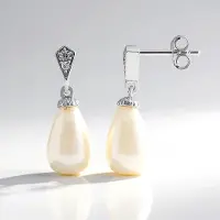 Cavill - Elegante Zilveren Oorbellen 925 Sterling Zilver Gerhodineerd - Witte Chalcedoon 9,14 ct - Zirkon Tanzania - Druppel Design