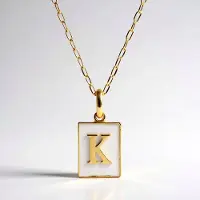 Cavill - Zilveren Halsketting - 925 Sterling Zilver Verguld met Rechthoekige Hanger Letter K - Verstelbare Elegante Dames Ketting - Luxe Sieraad