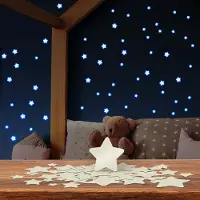 Azalia Glow in the Dark Sterren Kinderkamer [ZELFKLEVEND] Gegarandeerd kinderplezier - 100 Sterrenhemel Stickers - Eenvoudig te verwijderen zonder resten- incl. Sterrenbeeld handleiding