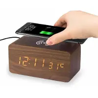 INF Digitale LED-wekker met draadloos opladen Bruin