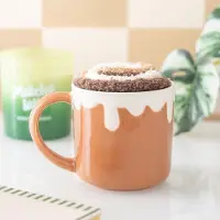 Something Different - Cinnamon Roll Beker & Sokken Set - Bruin