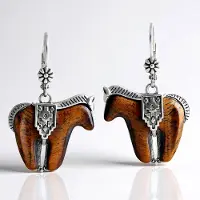 Cavill - Zilveren Oorbellen - 925 Sterling Zilver - 18,45 ct Tijgeroog Cabochon - Handgemaakt Paardenmotief - Natuurlijke Sieraden