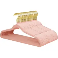 Famanu – Fluwelen hangers - kap- en pakhangers - antislip vilten hangers - ultradunne ruimtebesparende hangers - stevige kledinghangers - 360 graden draaibare gouden haakhangers - 48 stuks (roze)