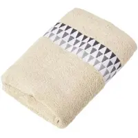 Homescapes Beige handdoek met rand en driehoekspatroon, 50 x 90 cm