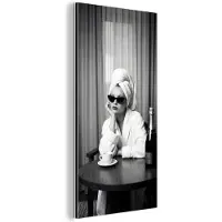 MuchoWow Aluminium schilderij 80x160 cm - Wanddecoratie metaal - Vrouw - Bubbels - Zwart - Wit - Metalen muurdecoratie woonkamer - Decoratie industrieel - Foto op dibond - Industriële accessoires slaapkamer
