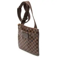 Louis Vuitton Brooklyn Pochette Plate schoudertas