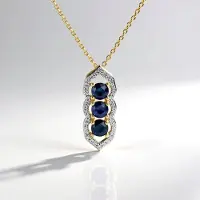 Cavill - Elegante Zilveren Halsketting 925 Sterling Zilver Verguld - 3 Blauwe Ster Saffieren Cabochon 1.24ct & Schitterende Zirkonia 0.24ct - 45.7cm