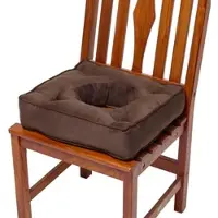 Homescapes Orthopedisch stoelkussen bruin met uitsparing, 40 x 40 cm - zitkussen met velours hoes