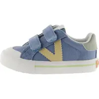 Victoria Lage Sneakers TRIBU kind 26