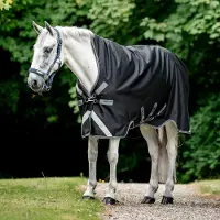 Rambo Wug Turnout 400g Heavy 78 inch / 6'6" - Zwart/Onweersgrijs & Zilver