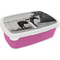 MuchoWow Broodtrommel Roze - Lunchbox Vrouw - Paard - Artistiek - Brooddoos 18x12x6 cm - Brood lunch box - Broodtrommels voor kinderen en volwassenen