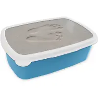 MuchoWow Broodtrommel Blauw - Lunchbox Voeten - Afdrukken - Zand - Brooddoos 18x12x6 cm - Brood lunch box - Broodtrommels voor kinderen en volwassenen