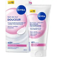 Nivea Essentials Voedende Dagcreme Droge Huid Spf15 50 ml Dagcrème