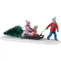 Lemax Bringing Home Our Tree Kersthuisje