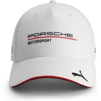 Puma Porsche Motorsport teampet met gebogen rand met overal Porsche Motorsport- en sponsorlogo's, inclusief een kat op The Peak. - Wit - E?n maat