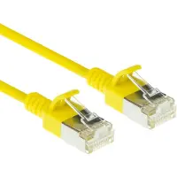 ACT Gele 2 meter LSZH S/FTP CAT6A slimline patchkabel snagless met RJ45 connectoren