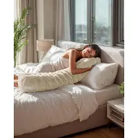 Primaviera Deluxe Bodypillow Pompom Beige - ergonomisch kussen - 140x20 cm