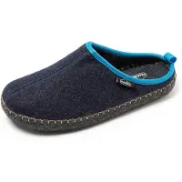 Nuvola Nuvola. Huisschoenen 'Zueco Rim' donkerblauw