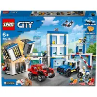 LEGO 60246 City Politiebureau, politie speelgoed, set met vrachtwagen, motor, politiekantoor en licht- en geluidselementen, kinderspeelgoed