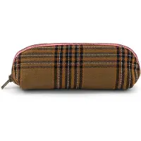 Rose in April Hippe Pennenzak Tartan