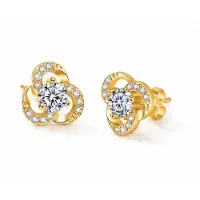 Trend Oorbellen- exclusieve goudkleurige bloemoorbellen - Zirkonia- Verguld - Roestvrijstalen oorbellen - sieraden – Cadeau tip – Hip - Trendy