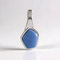 Cavill - Zilveren Hanger - 925 Sterling Zilver Rhodium - Blauwe Opaal 1,35 ct Peru - Fancy Cabochon Bezelzetting - Elegant Edelsteen Sieraad