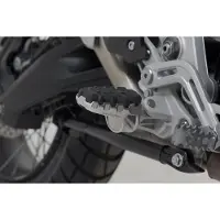 SW-Motech EVO voetsteun kit - Triumph Tiger 1200 modellen (22-).
