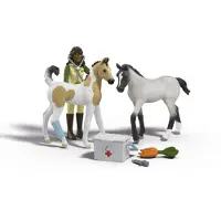 Schleich 42777 Sarah's First Aid Kit