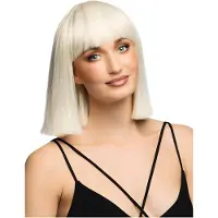 Boland - Pruik Djamilla breezy blond Blond - Steil - Halflang - Vrouwen - Showgirl - Premium Quality - Stijlbaar - Verstelbaar - Wasbaar - Cosplay - Carnaval - Themafeest - Theater