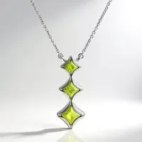 Cavill - 925 Sterling Zilver Halsketting - Platina Verguld - 0,85 ct Madagascar Sfeen - Prinsessenslijp Edelsteen - Modern Elegante Damessieraden