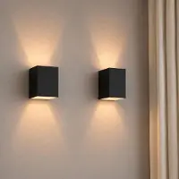 LUSENZ HOFTRONIC – Set van 2 rechthoekige wandlampen – Dimbaar tot 5 watt – Up and downlight – Mat zwart aluminium – Gouden interieur – IP20 – G9 fitting – Binnengebruik