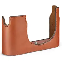 Leica Halfcase Q3, leather, cognac