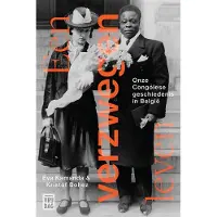 Uitgeverij Vrijdag Een verzwegen leven (Paperback)