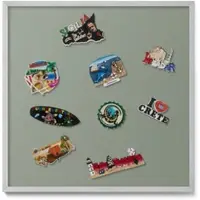 Tulup Magneetbord met Zilveren Frame - Olijf Magneetbord in Effen Kleuren - 50 cm x 50 cm - Licht olijfkleur - Magneetbord met Effen Frame - Magnetisch Bord Decoratief - Magneetbord Multifunctioneel