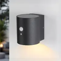 LumenXL Solar buiten wandlamp met sensor Abriana