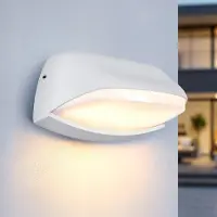 LumenXL Moderne buitenwandlamp Jessy - wit met geïntegreerde LED
