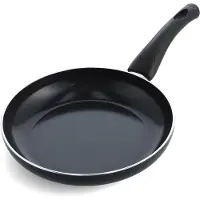BK Brilliant 4-delige pannenset - 3 Koekenpannen 20/24/28cm + Hapjespan 24cm met Deksel - PFAS-vrije Antikleeflaag - Inductie Geschikt - Vaatwasserbestendig - Zwart